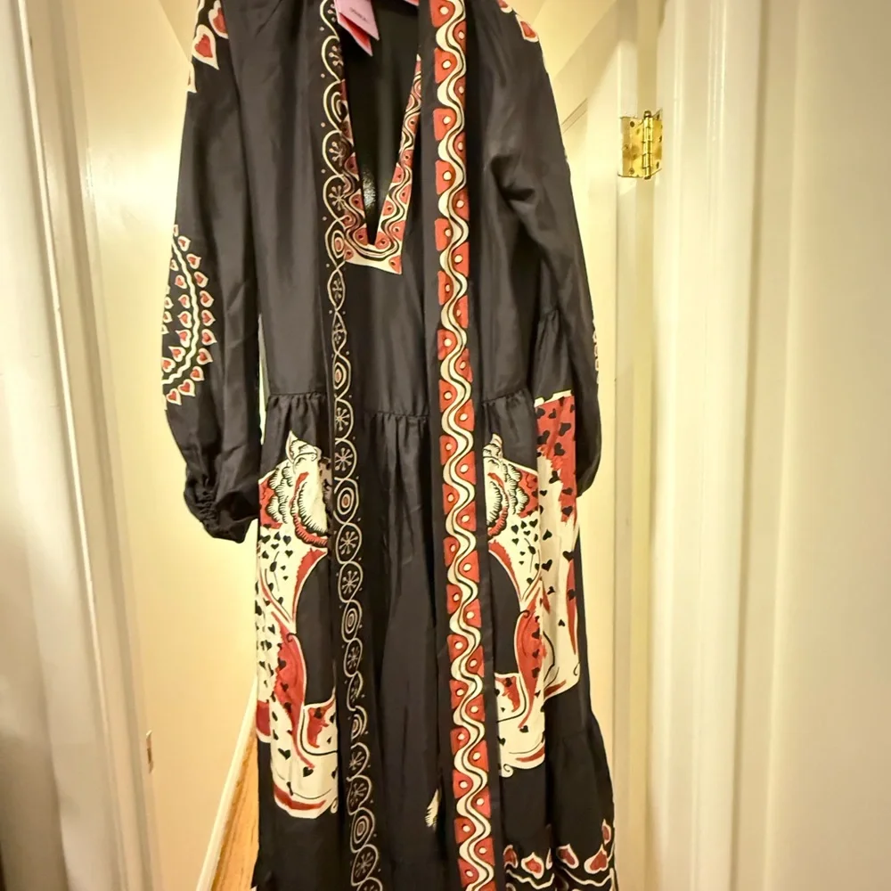 LA DoubleJ Black and Pink Resort Gown with Bishop Sleeves - goop - Picture 6 of 8